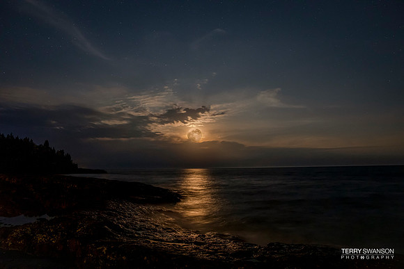 Moonrise over Surfside