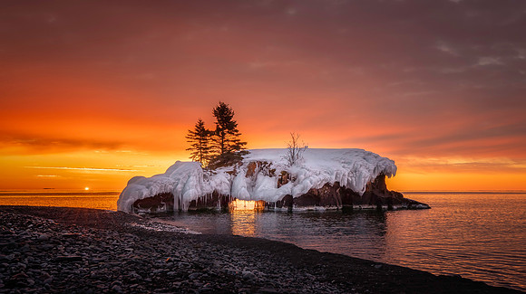 Hollow Rock Sunrise